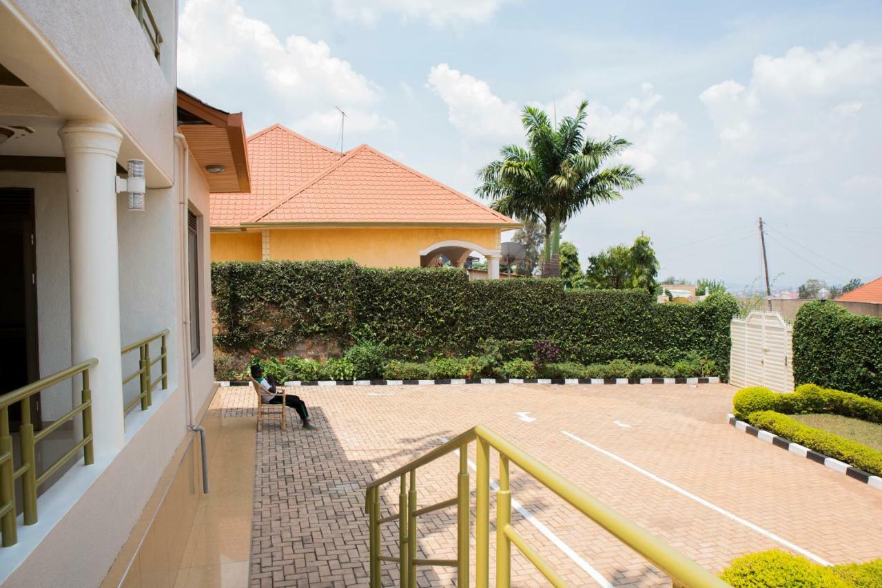 Kigali Castle Hostel Exterior photo